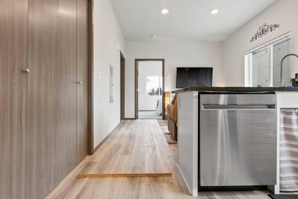 Full Ada Unit - 2 Bed 2 Bath Unit Near Downtown Apartment Spokane Luaran gambar